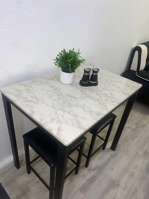Stylish Apartment Near The Strip !!! Las Vegas